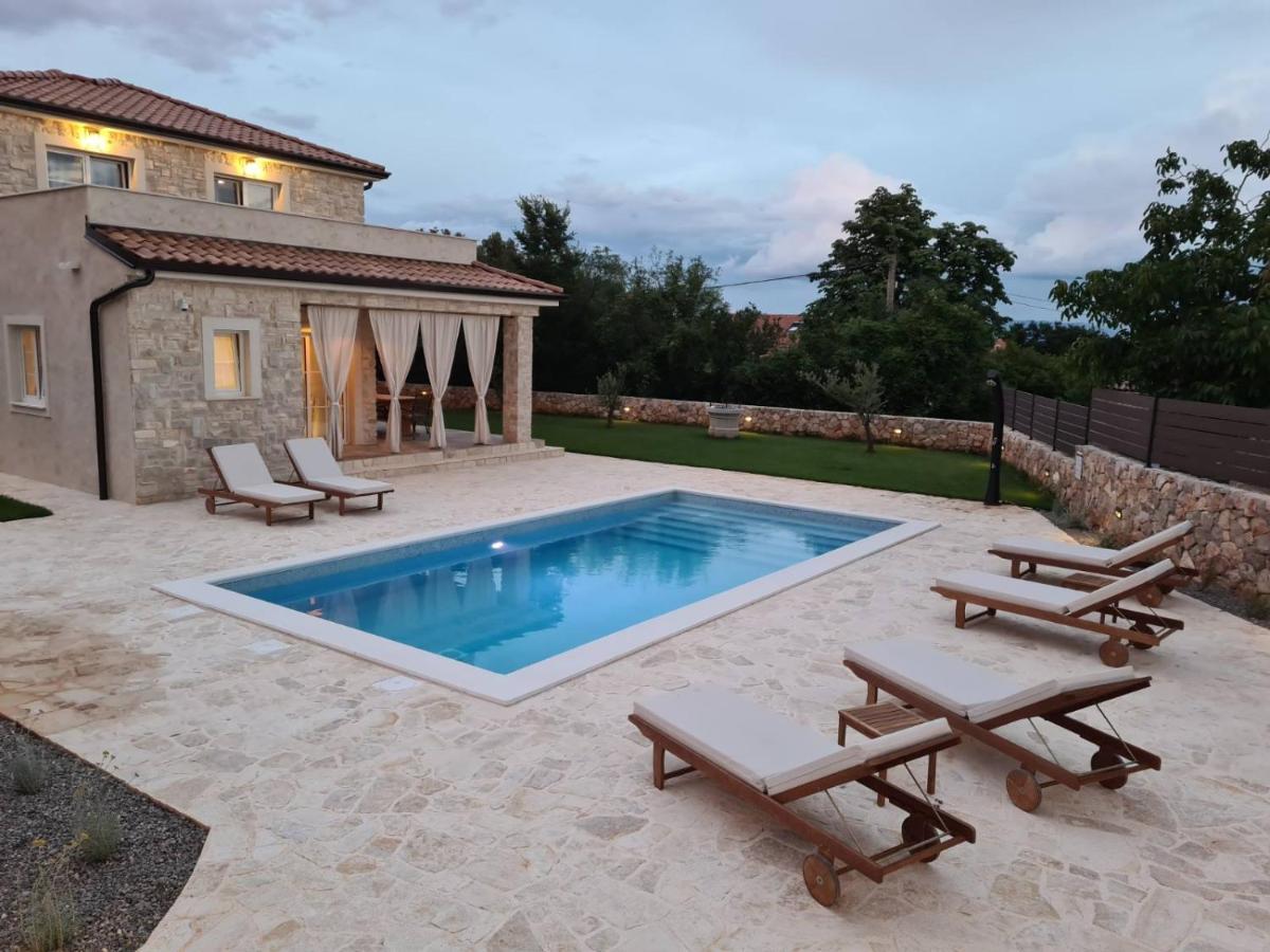 Villa Lulu Kamena Villa S Maslinikom Otok Krk Dobrinj Selo Gostinjac Krk Town Exteriör bild